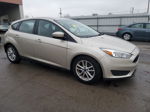 2018 Ford Focus Se Gold vin: 1FADP3K28JL272556