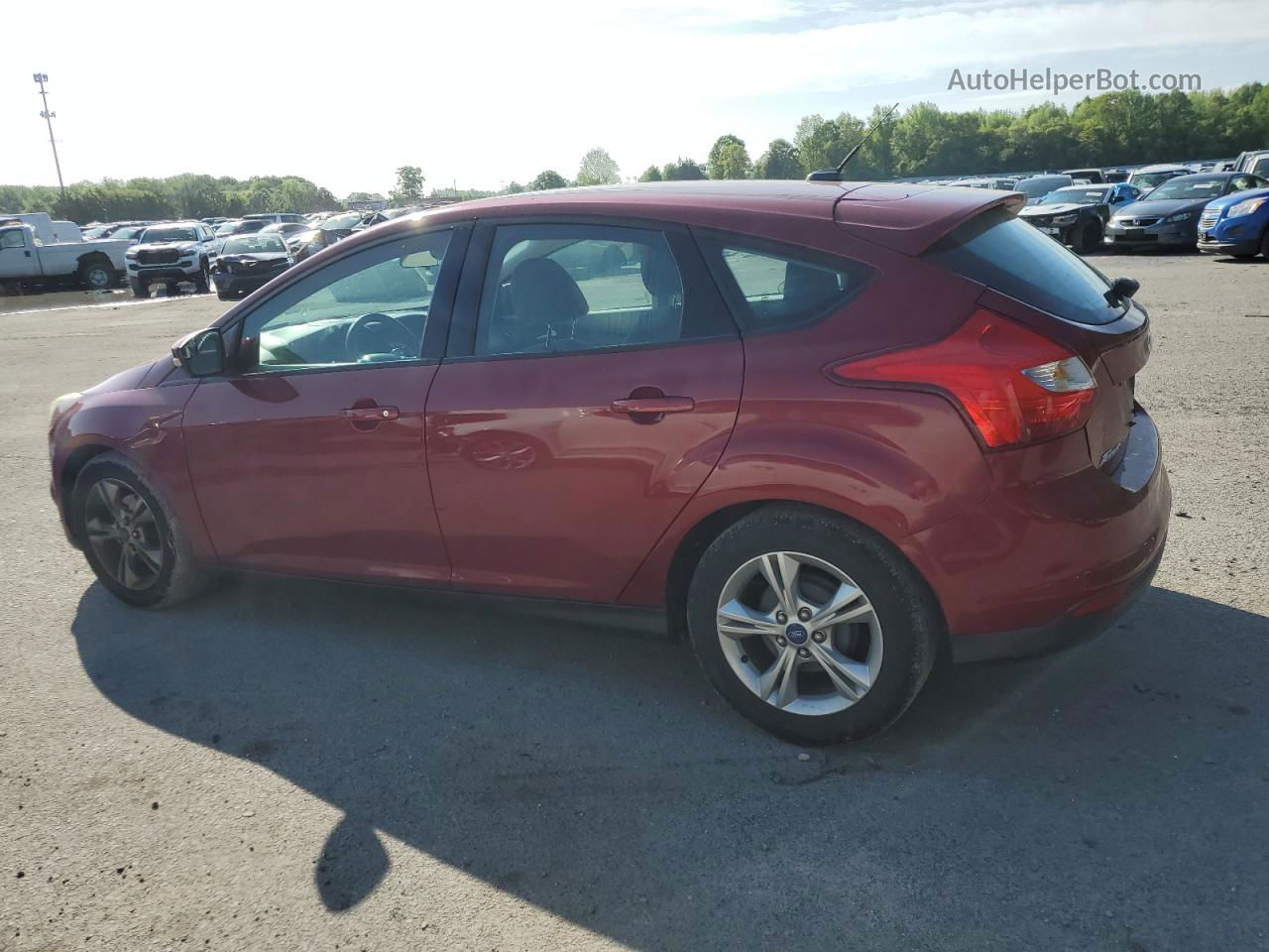 2014 Ford Focus Se Red vin: 1FADP3K29EL159124