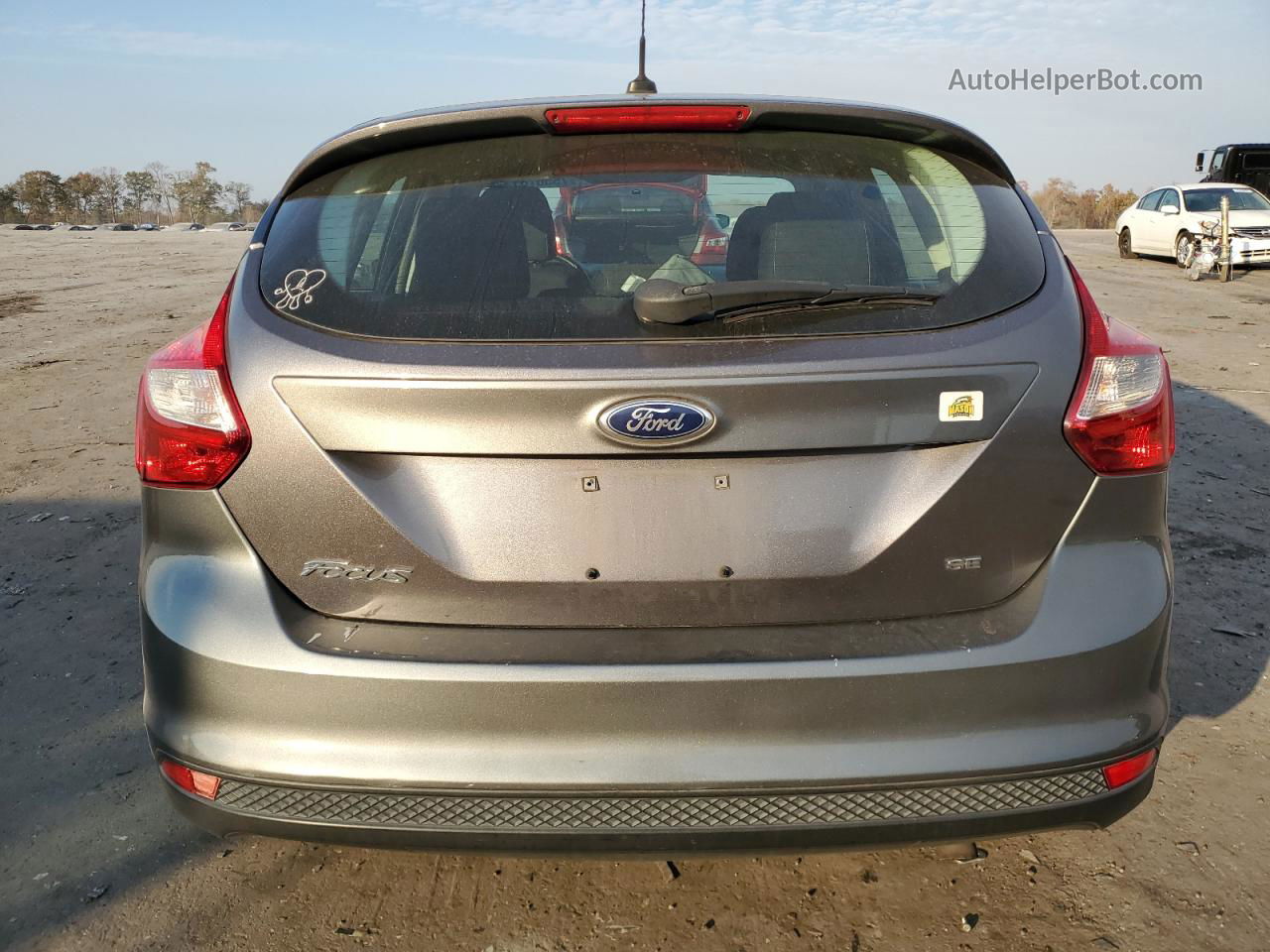 2014 Ford Focus Se Silver vin: 1FADP3K29EL274371