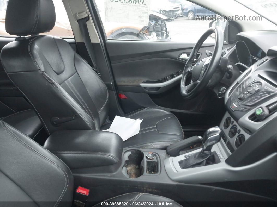 2014 Ford Focus Se Серый vin: 1FADP3K29EL395370