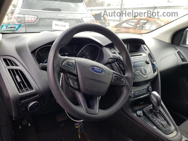 2015 Ford Focus Se Silver vin: 1FADP3K29FL315793