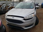 2015 Ford Focus Se Серебряный vin: 1FADP3K29FL315793