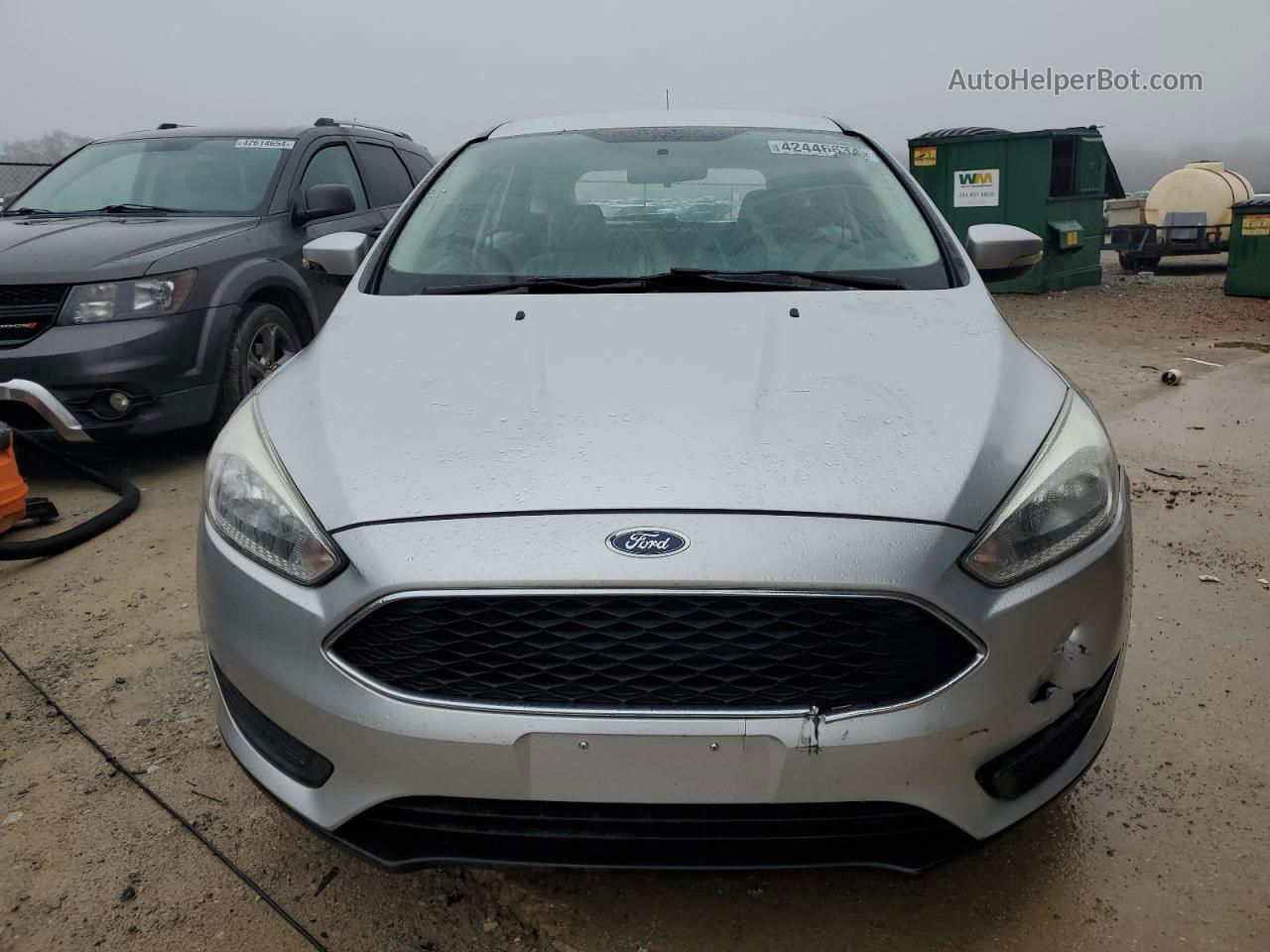 2017 Ford Focus Se Silver vin: 1FADP3K29HL311908