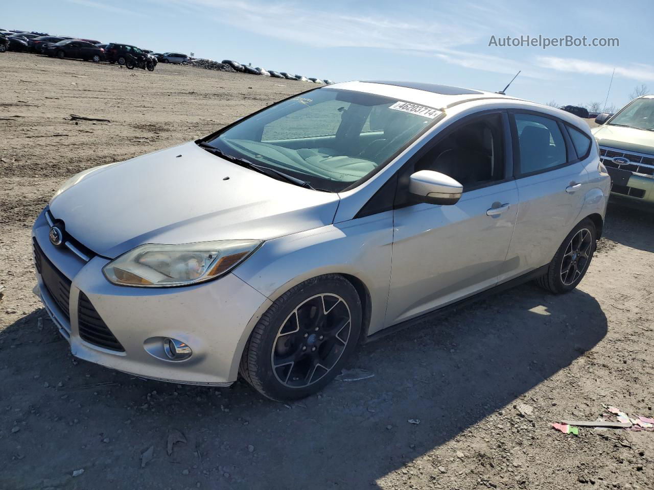 2013 Ford Focus Se Серебряный vin: 1FADP3K2XDL114336