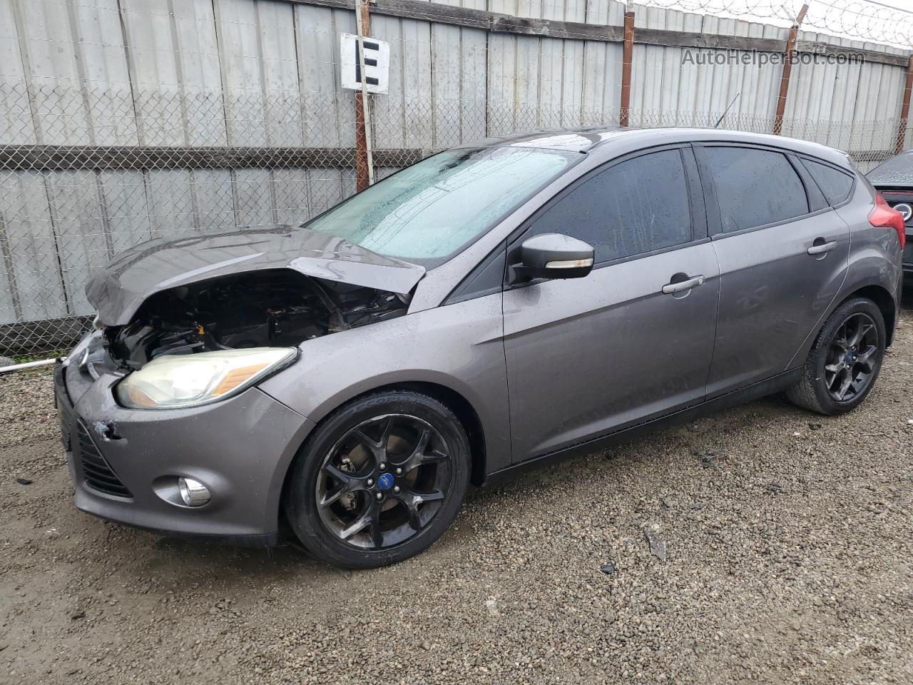 2013 Ford Focus Se Gray vin: 1FADP3K2XDL206546