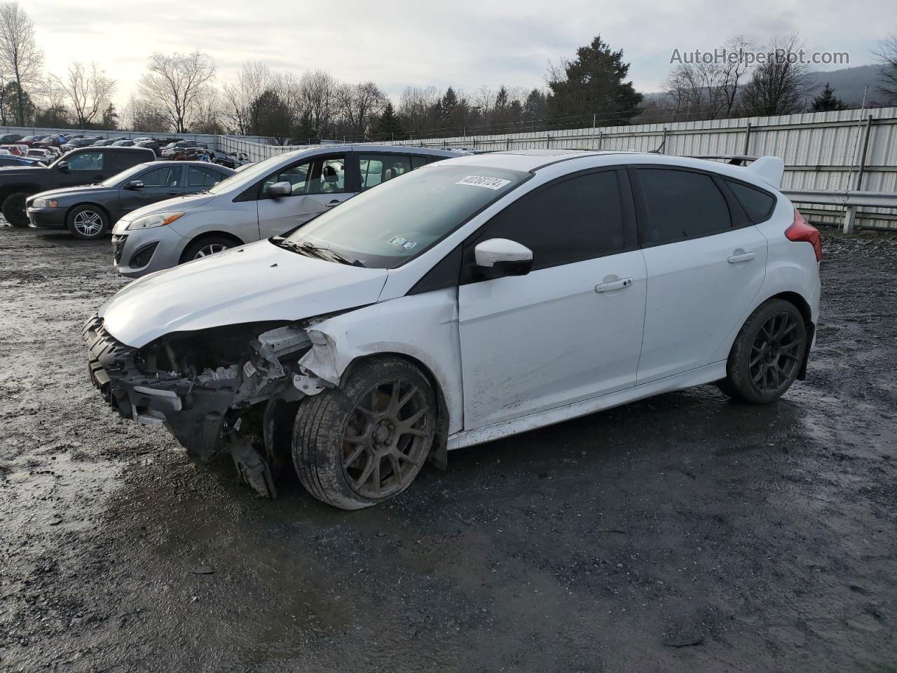 2013 Ford Focus St White vin: 1FADP3L91DL364835