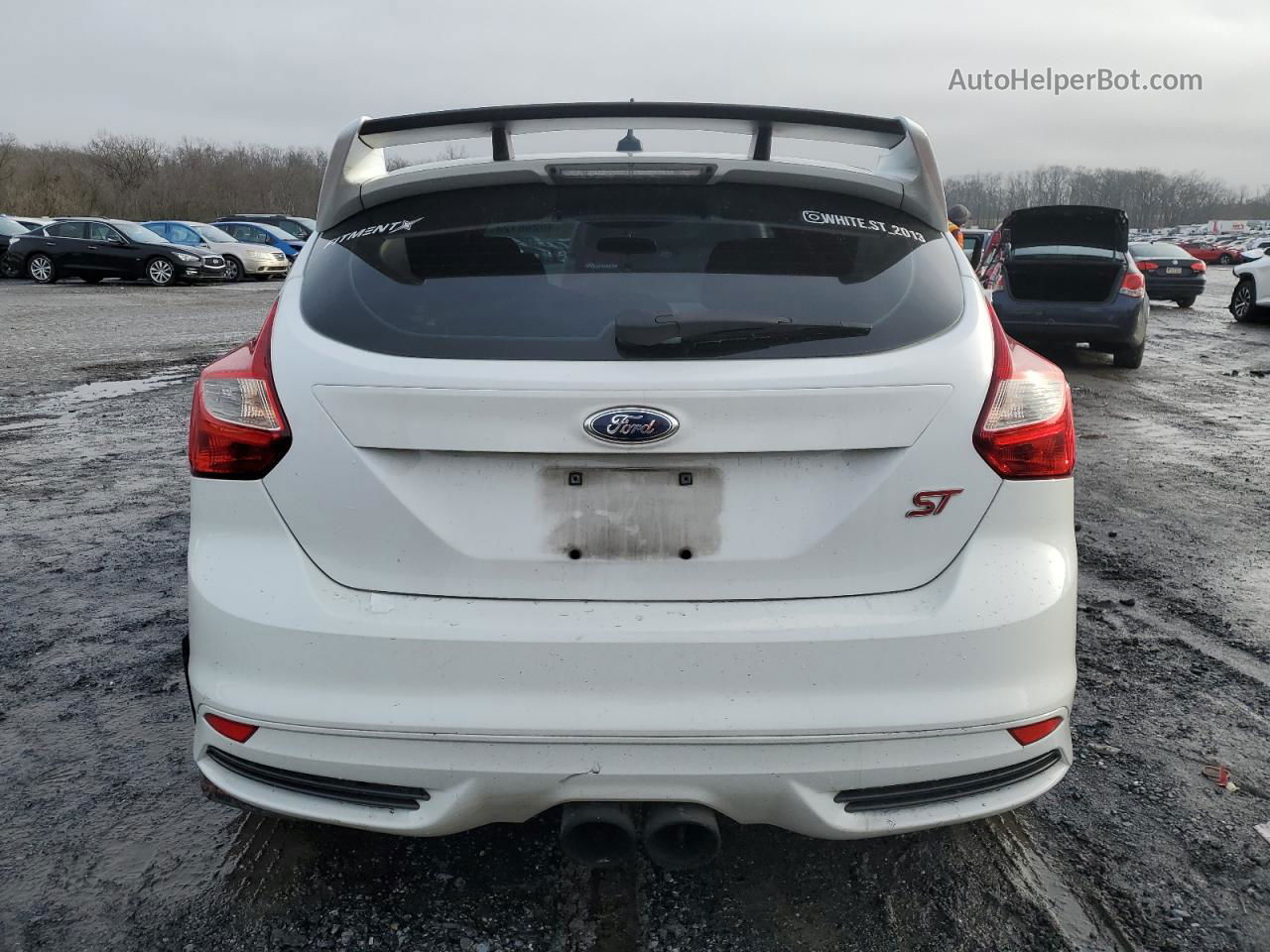 2013 Ford Focus St White vin: 1FADP3L91DL364835