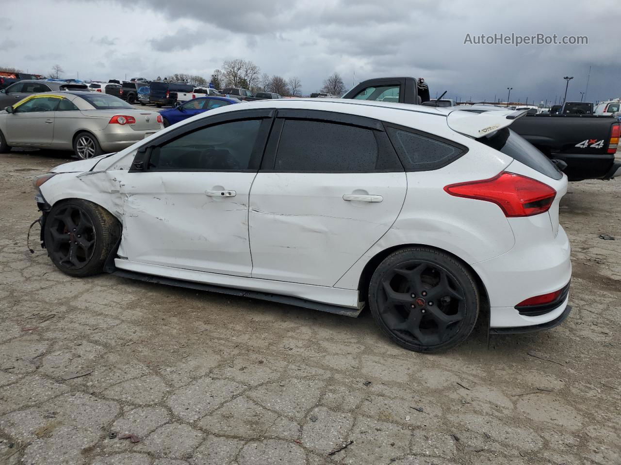 2017 Ford Focus St White vin: 1FADP3L91HL270749