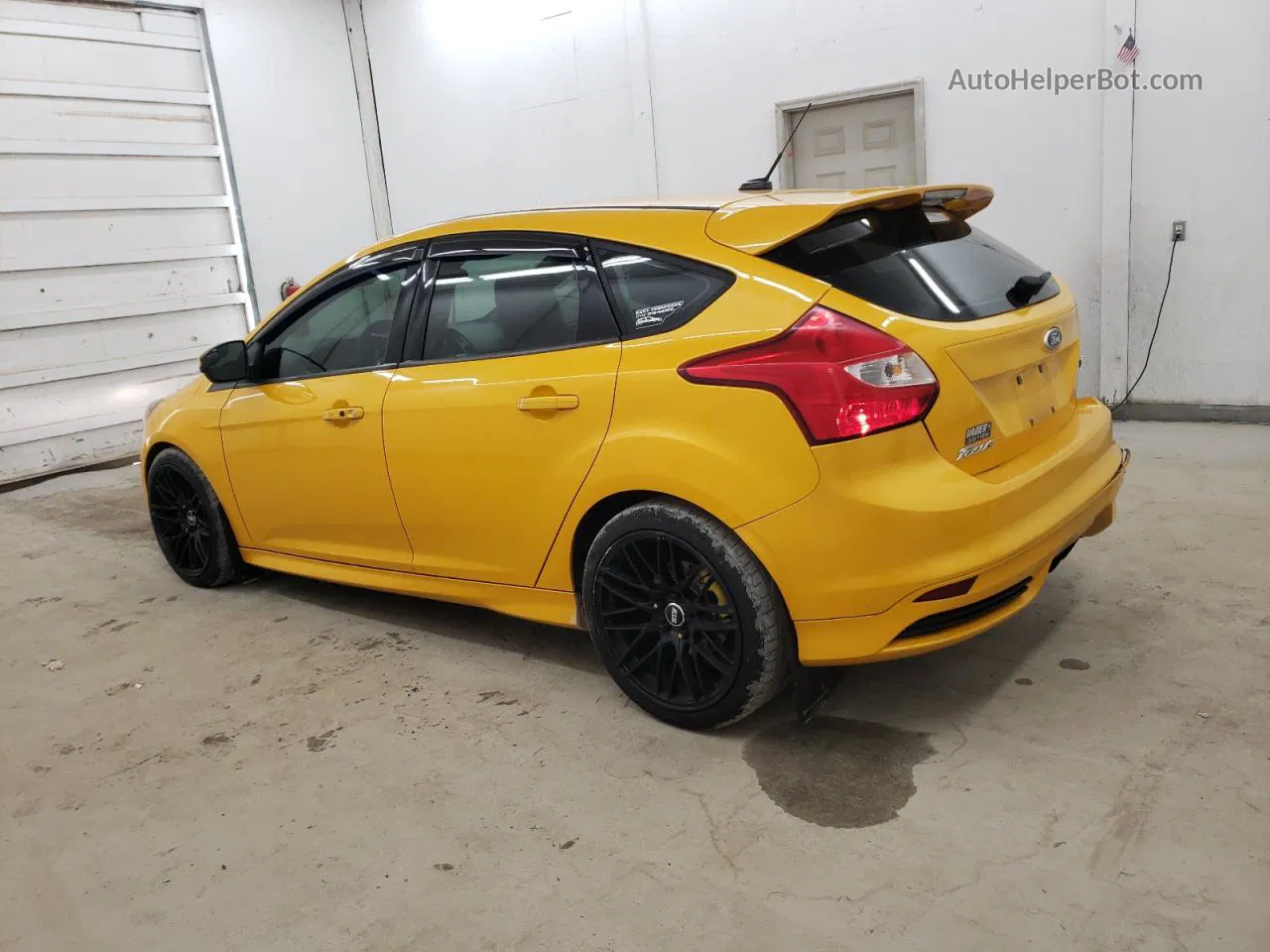 2013 Ford Focus St Желтый vin: 1FADP3L92DL207041