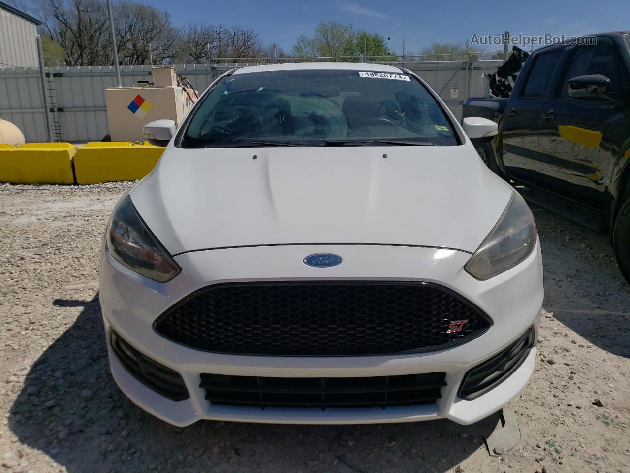 2017 Ford Focus St White vin: 1FADP3L92HL347533