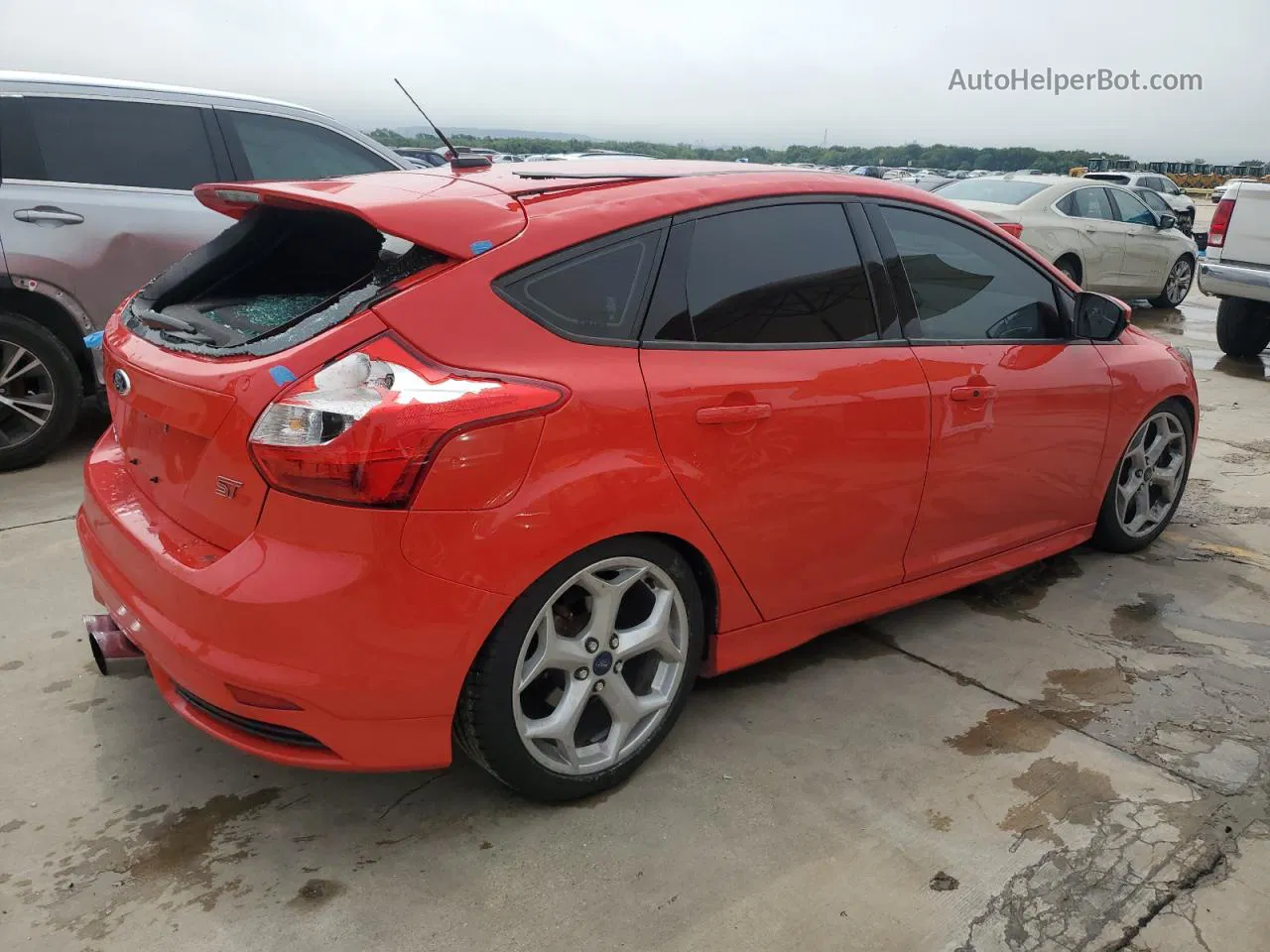 2014 Ford Focus St Красный vin: 1FADP3L93EL310924