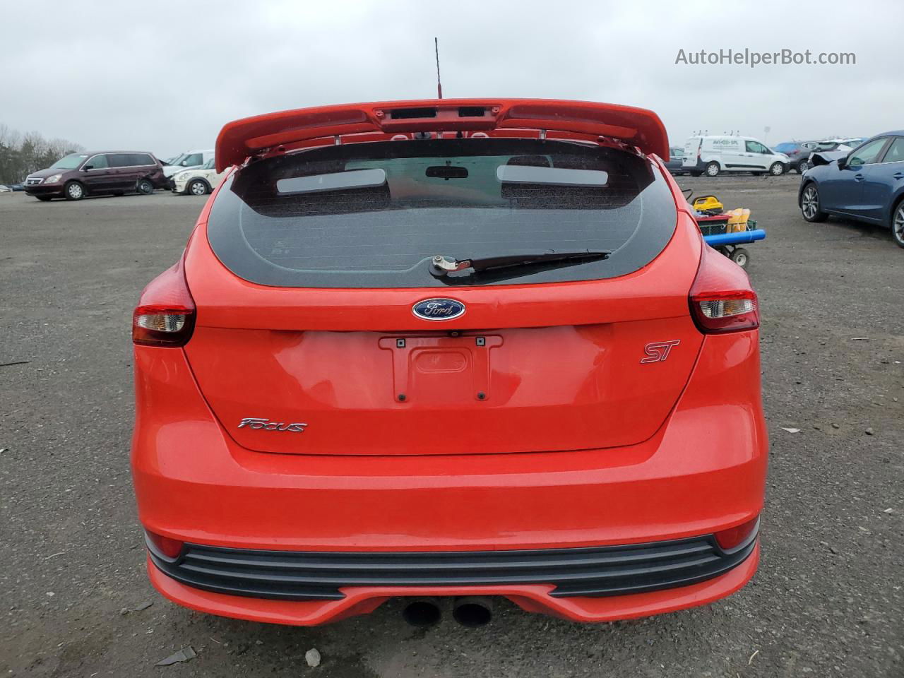 2017 Ford Focus St Red vin: 1FADP3L93HL331549