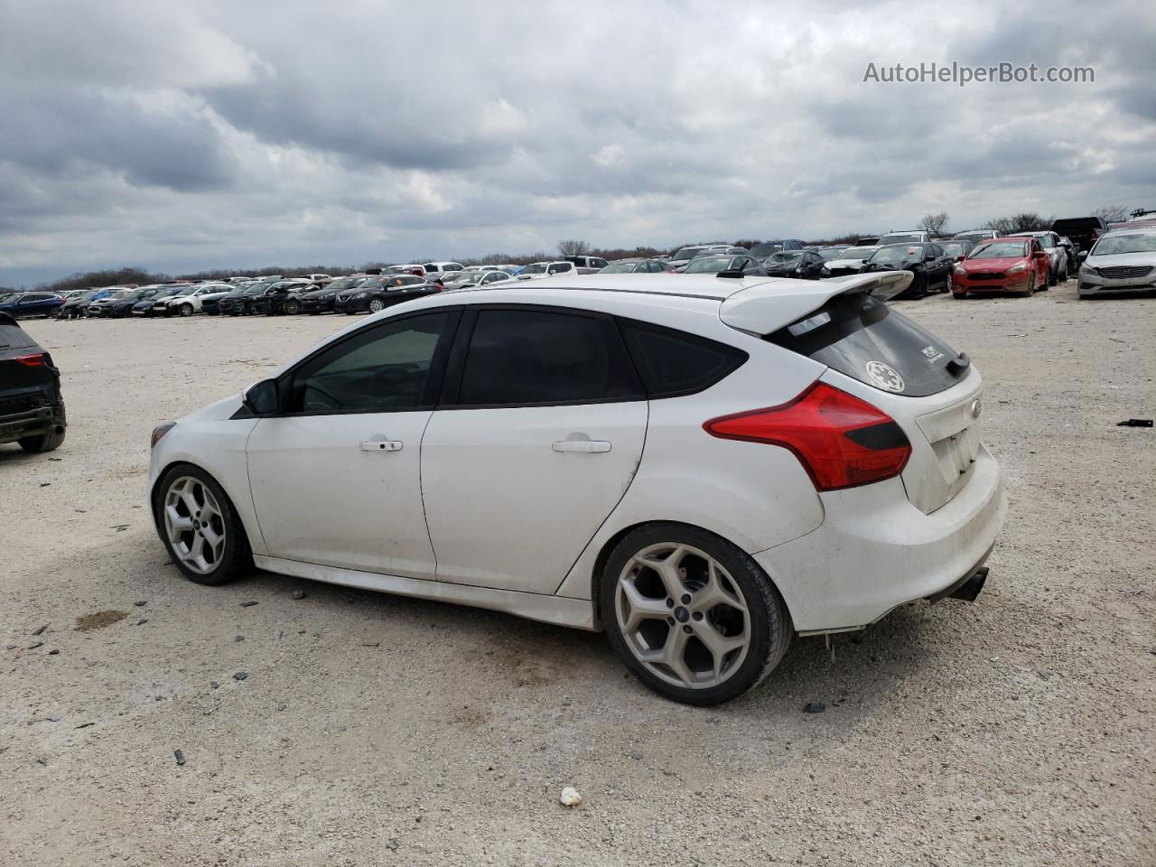 2013 Ford Focus St White vin: 1FADP3L98DL136105