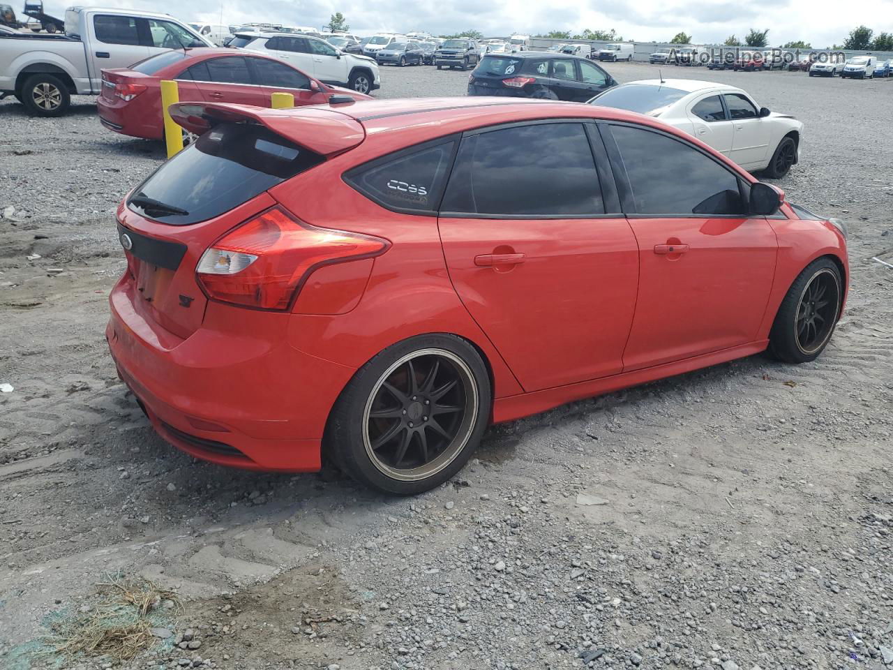 2013 Ford Focus St Red vin: 1FADP3L99DL126912