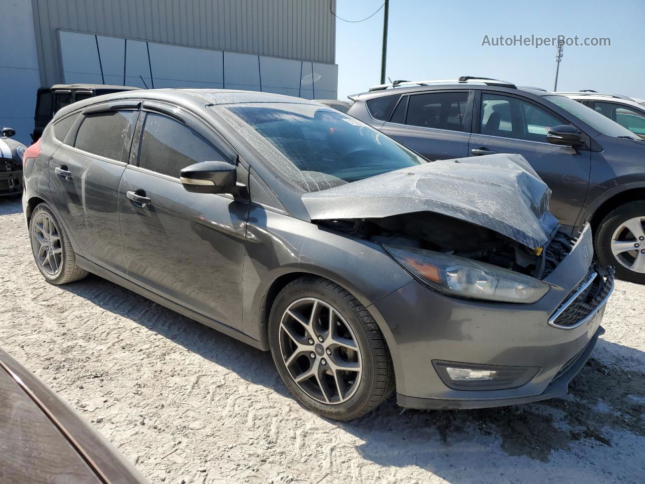 2017 Ford Focus Sel Gray vin: 1FADP3M25HL249646