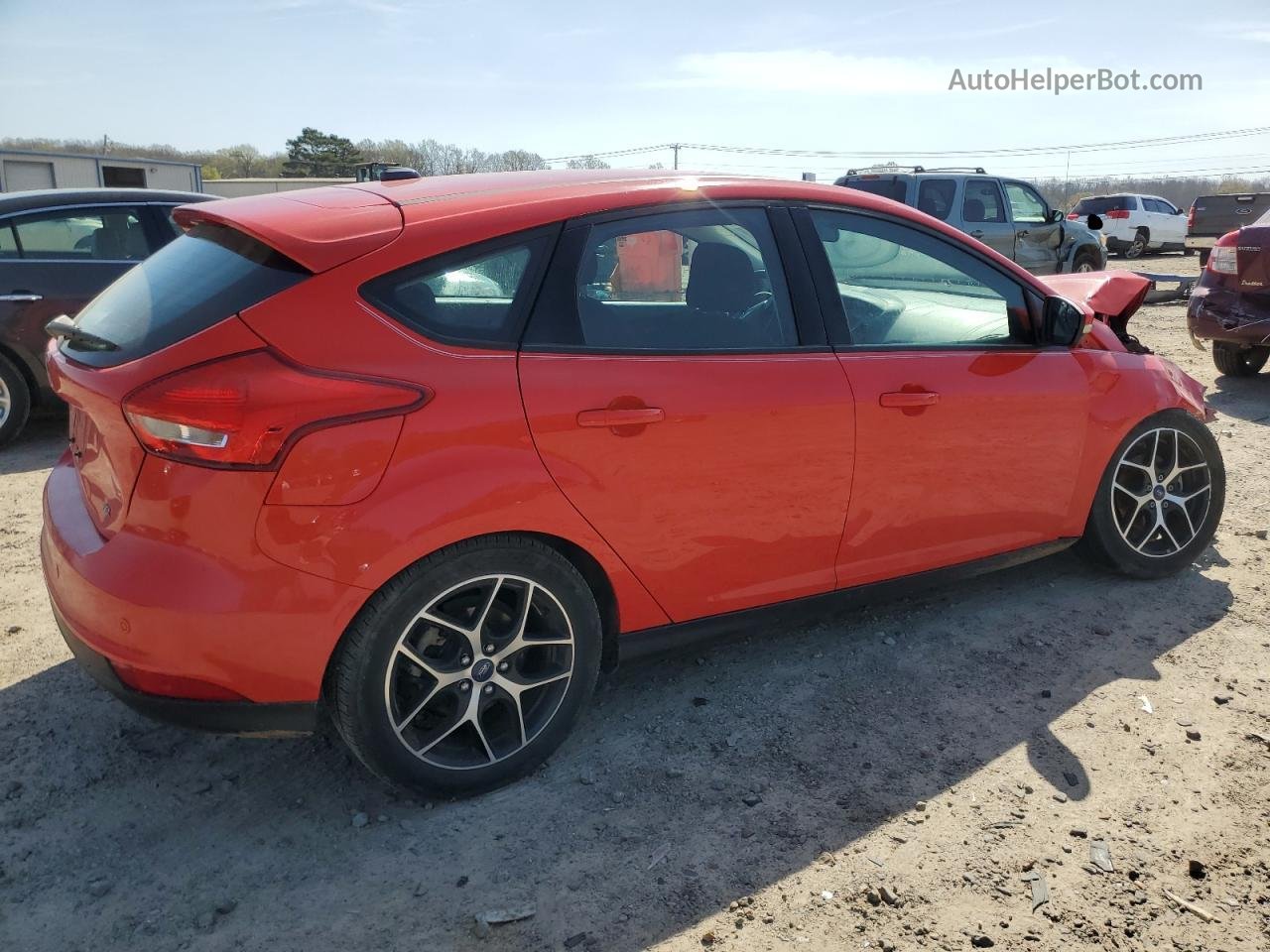 2017 Ford Focus Sel Red vin: 1FADP3M26HL224917