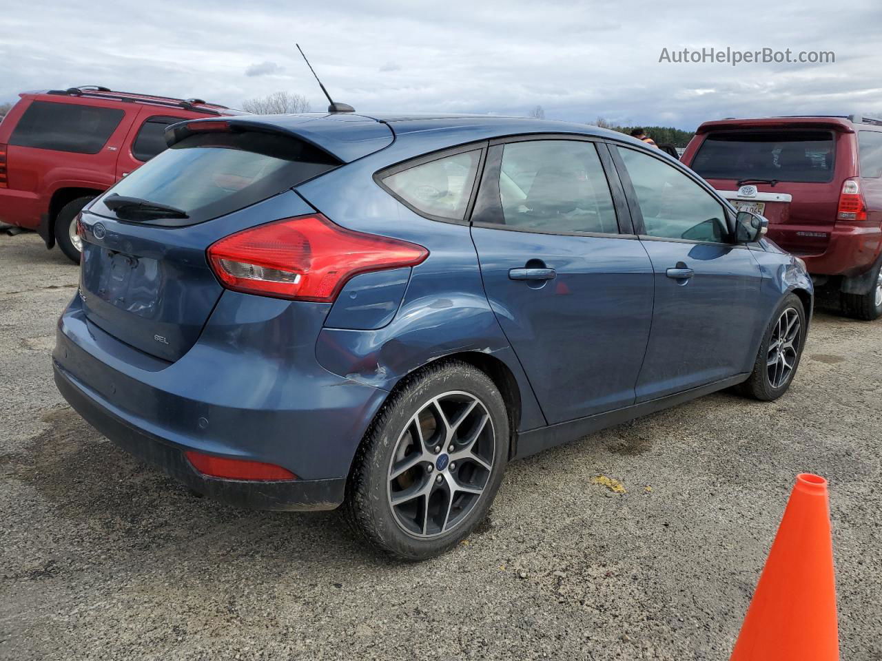 2018 Ford Focus Sel Синий vin: 1FADP3M29JL297835