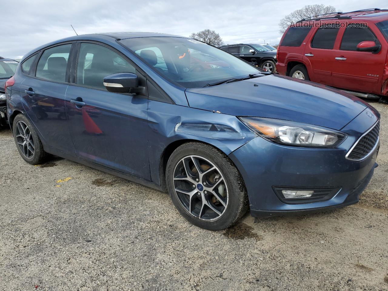 2018 Ford Focus Sel Синий vin: 1FADP3M29JL297835