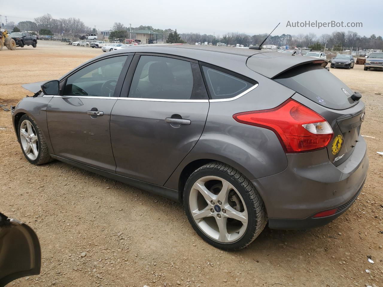 2013 Ford Focus Titanium Gray vin: 1FADP3N20DL187470