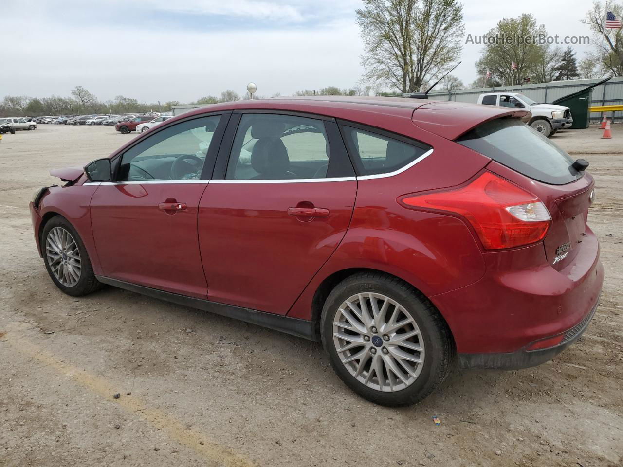 2013 Ford Focus Titanium Maroon vin: 1FADP3N21DL301069