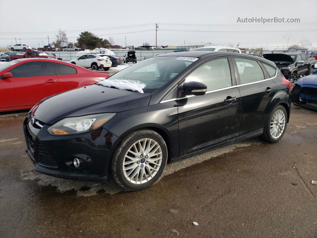 2014 Ford Focus Titanium Black vin: 1FADP3N21EL321257