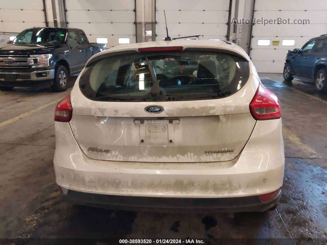 2016 Ford Focus Titanium White vin: 1FADP3N22GL306530