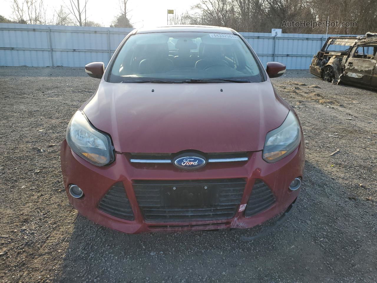 2014 Ford Focus Titanium Red vin: 1FADP3N23EL303729