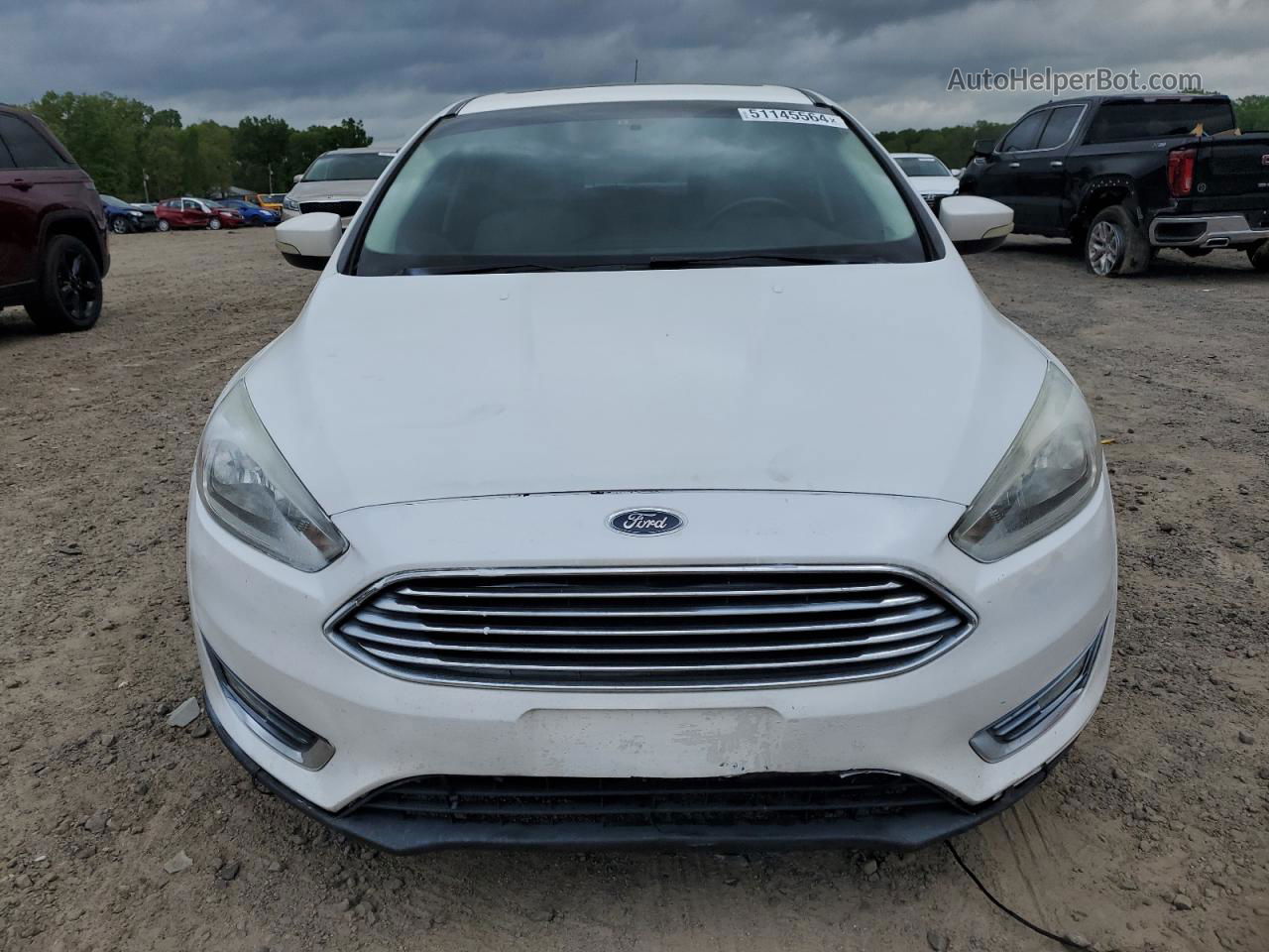 2017 Ford Focus Titanium White vin: 1FADP3N23HL279663