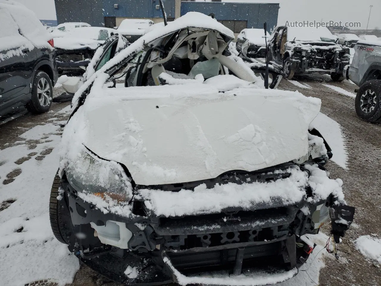 2013 Ford Focus Titanium White vin: 1FADP3N24DL370693