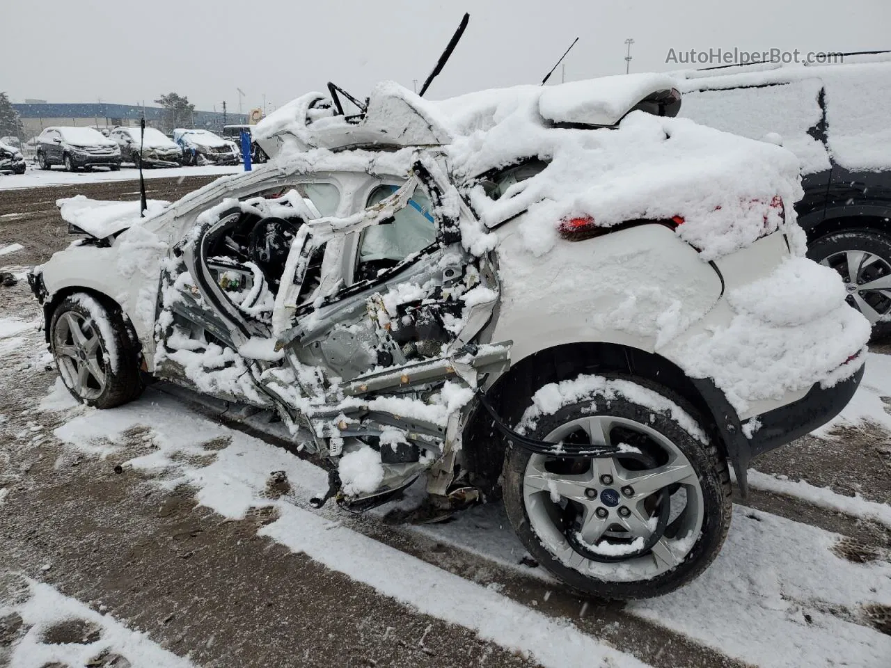 2013 Ford Focus Titanium White vin: 1FADP3N24DL370693