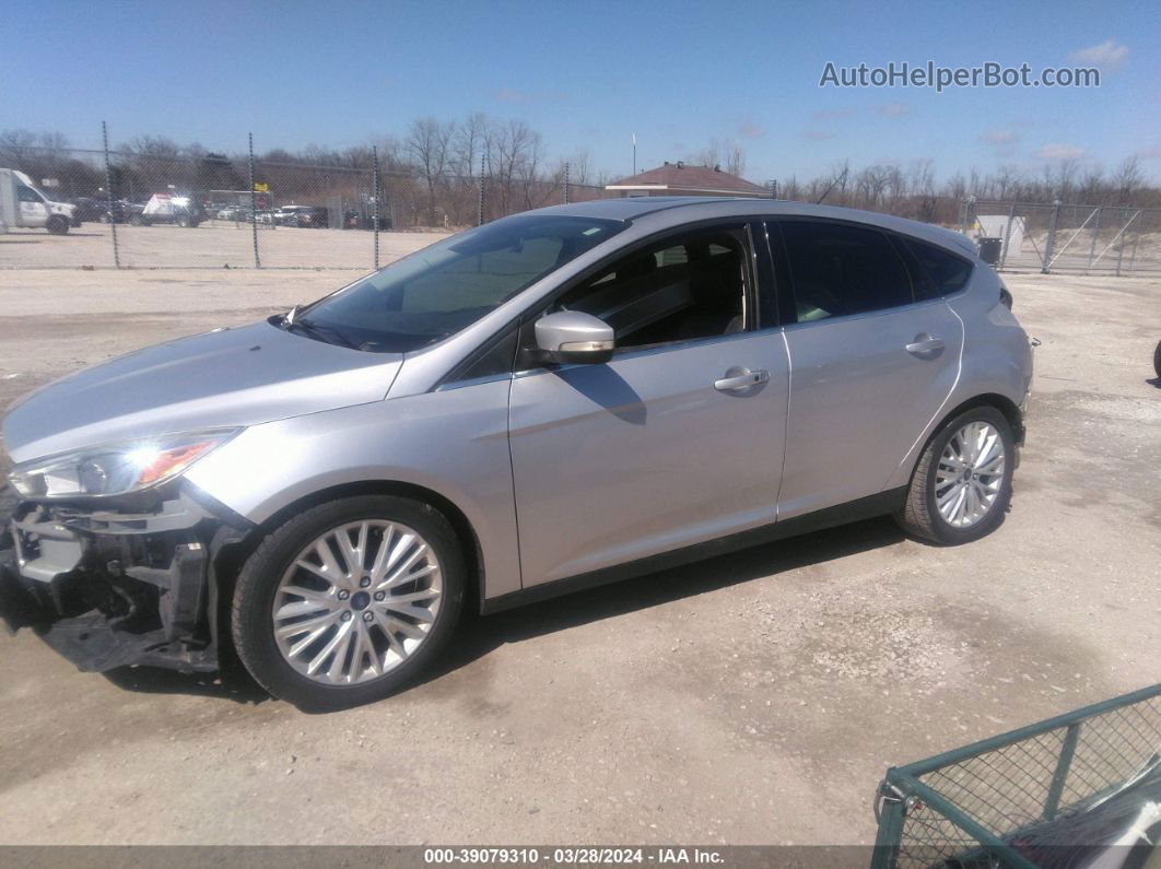 2017 Ford Focus Titanium Gray vin: 1FADP3N24HL349218