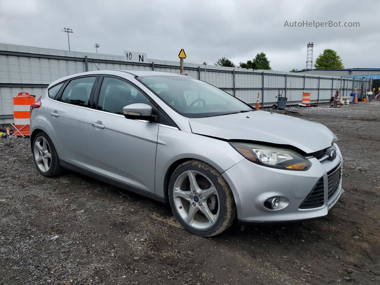 2014 Ford Focus Titanium Серый vin: 1FADP3N25EL396723