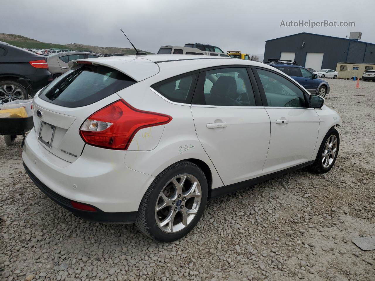 2013 Ford Focus Titanium Белый vin: 1FADP3N26DL132053