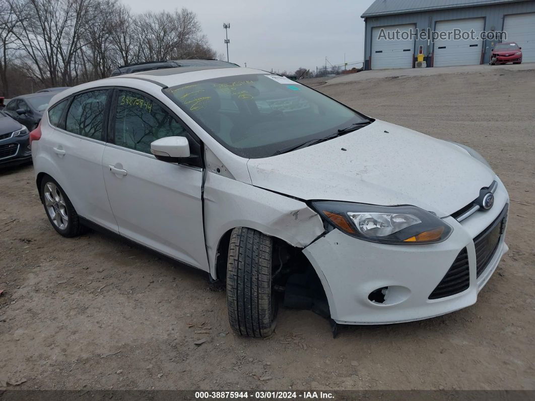 2014 Ford Focus Titanium Белый vin: 1FADP3N26EL420544