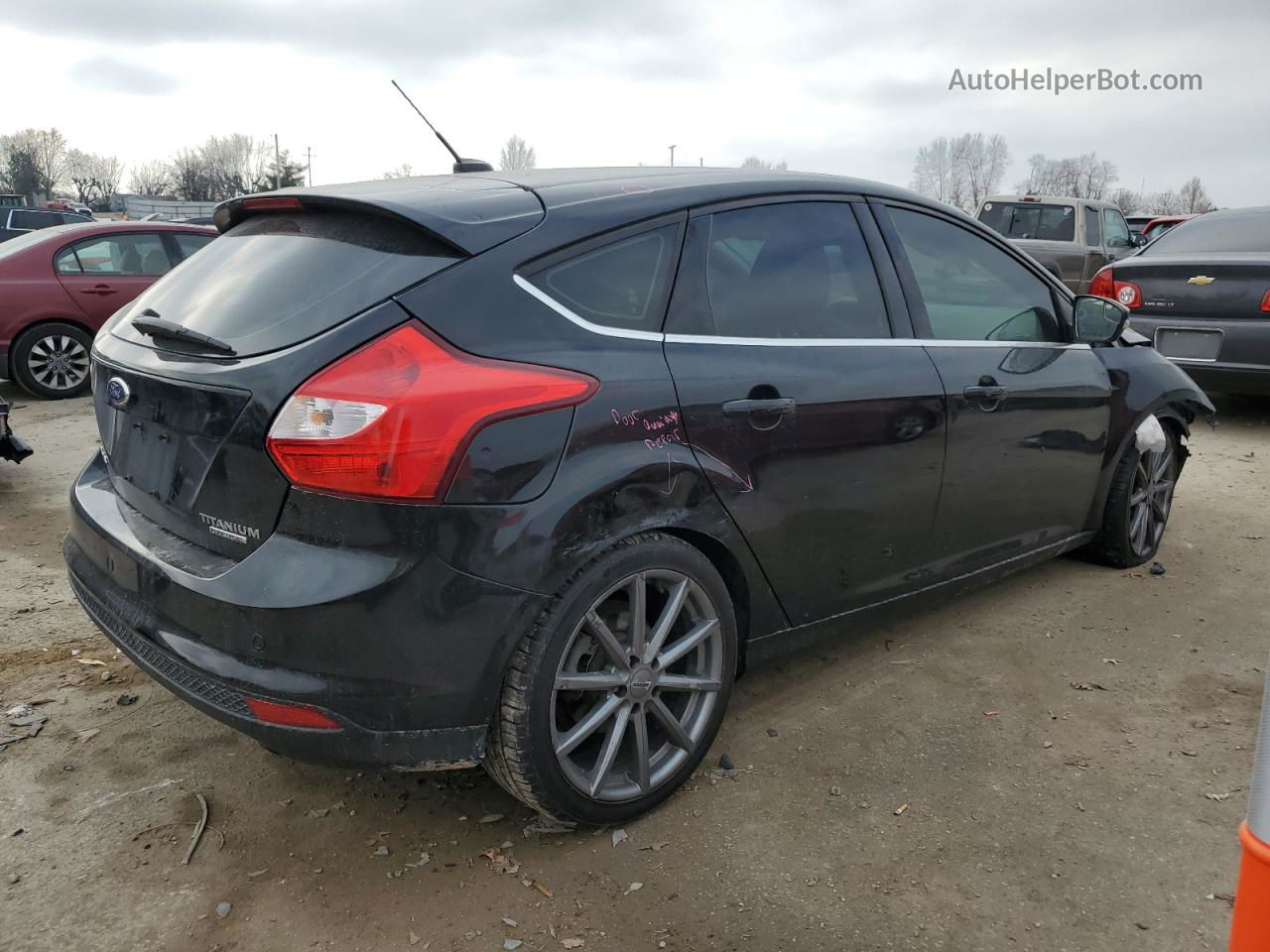 2013 Ford Focus Titanium Black vin: 1FADP3N27DL149931