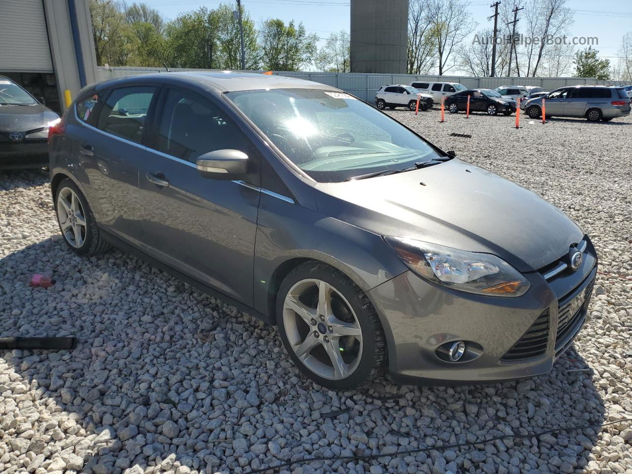 2013 Ford Focus Titanium Gray vin: 1FADP3N27DL150982