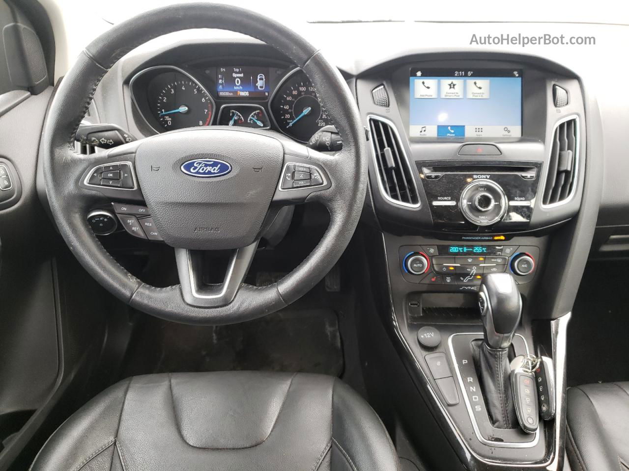 2018 Ford Focus Titanium Синий vin: 1FADP3N28JL290082