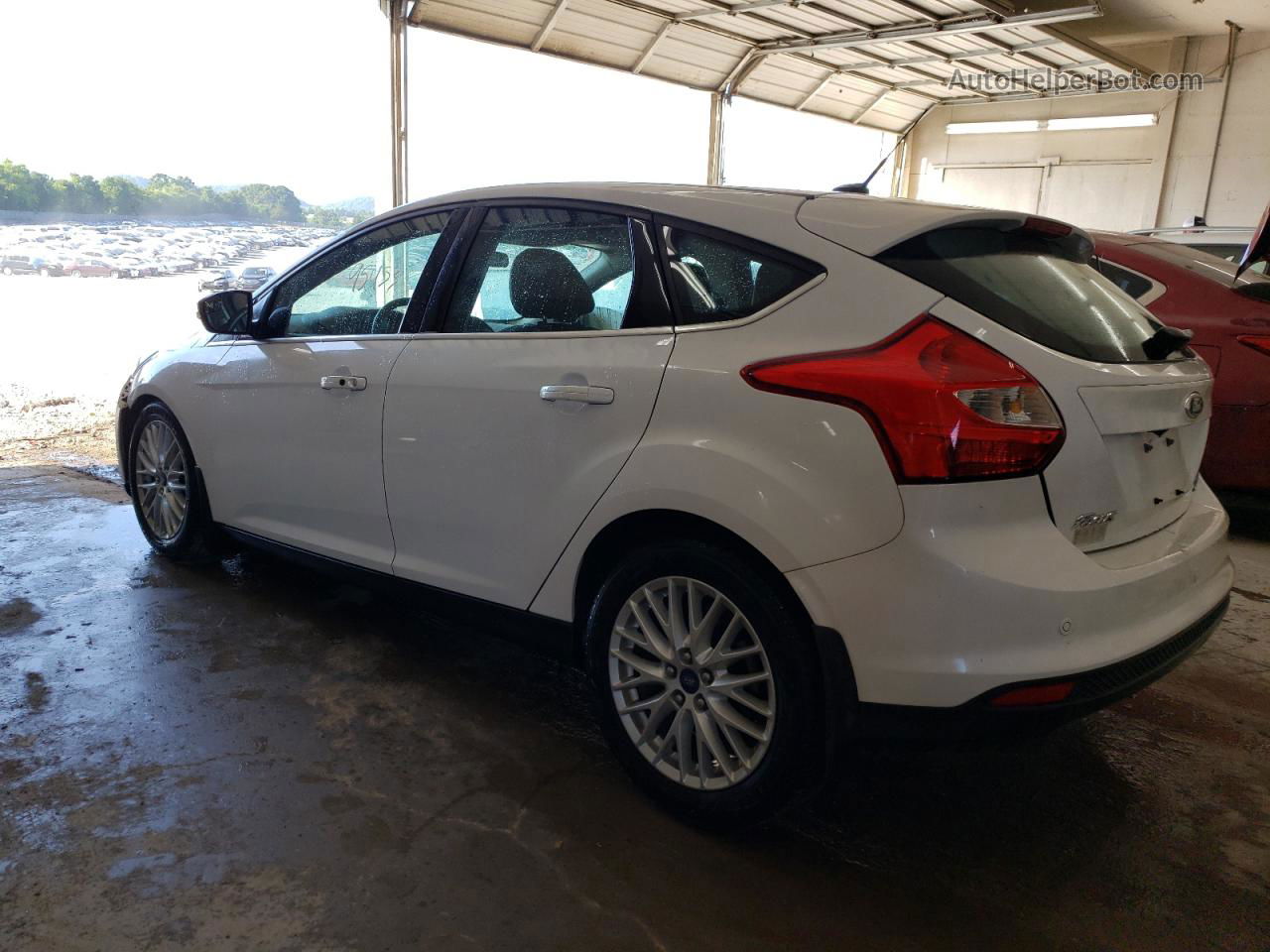 2013 Ford Focus Titanium Белый vin: 1FADP3N29DL373265