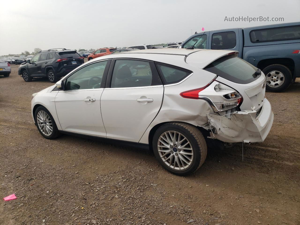 2014 Ford Focus Titanium White vin: 1FADP3N29EL166439