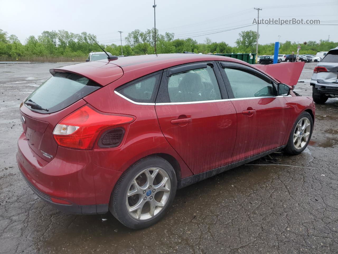 2013 Ford Focus Titanium Red vin: 1FADP3N2XDL150734