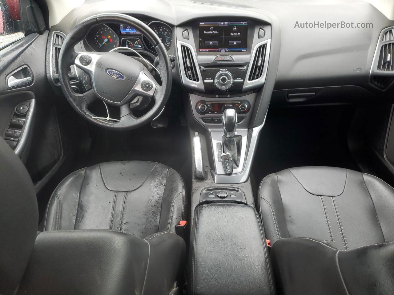 2013 Ford Focus Titanium Красный vin: 1FADP3N2XDL150734