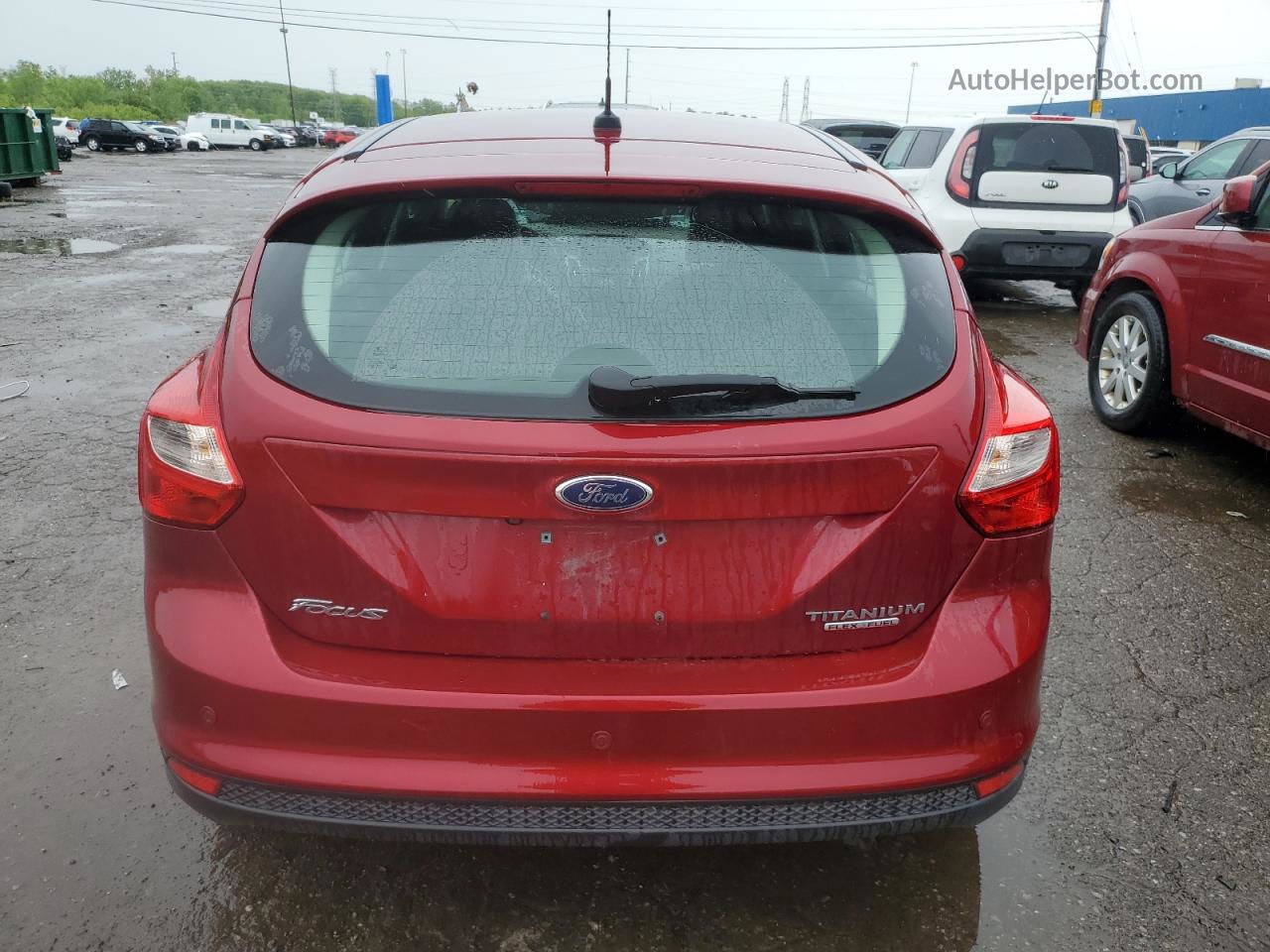 2013 Ford Focus Titanium Красный vin: 1FADP3N2XDL150734