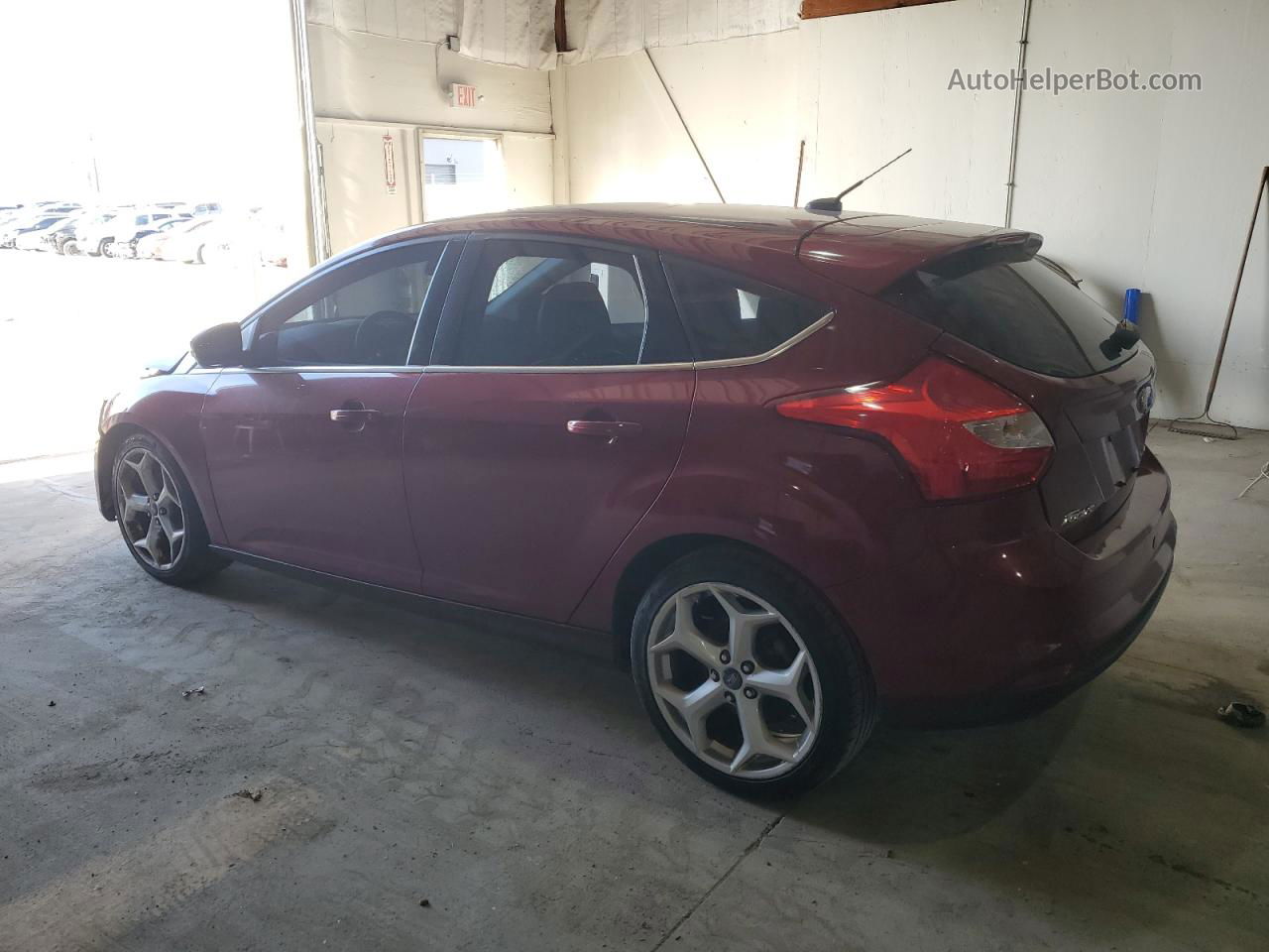 2013 Ford Focus Titanium Бордовый vin: 1FADP3N2XDL259467