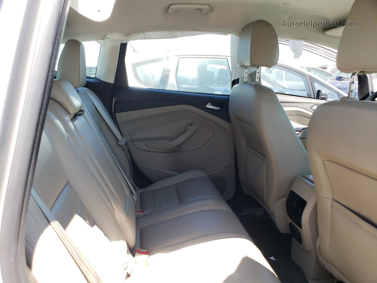 2014 Ford C-max Premium Серебряный vin: 1FADP5CU0EL518677