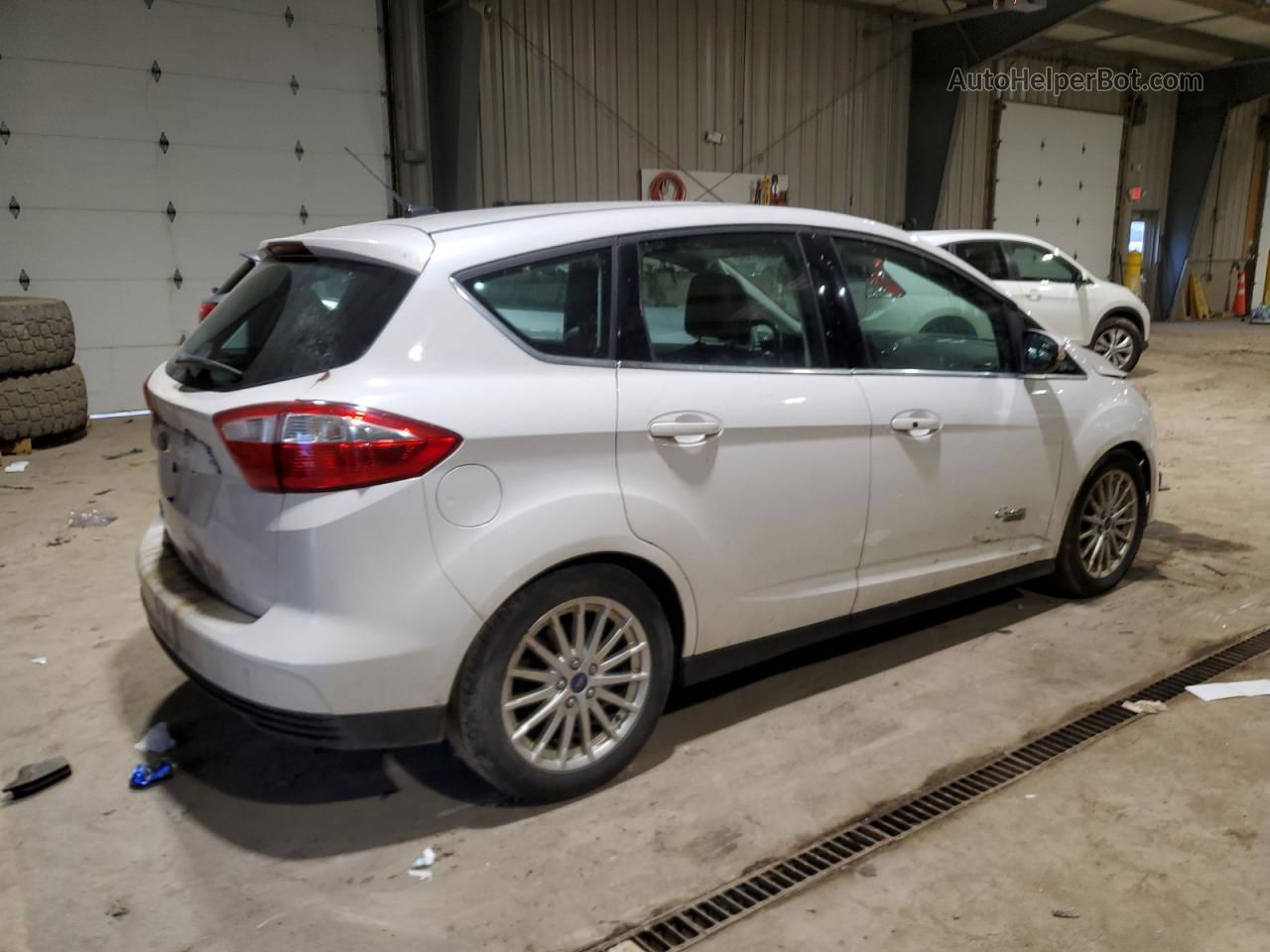 2013 Ford C-max Premium White vin: 1FADP5CUXDL532391