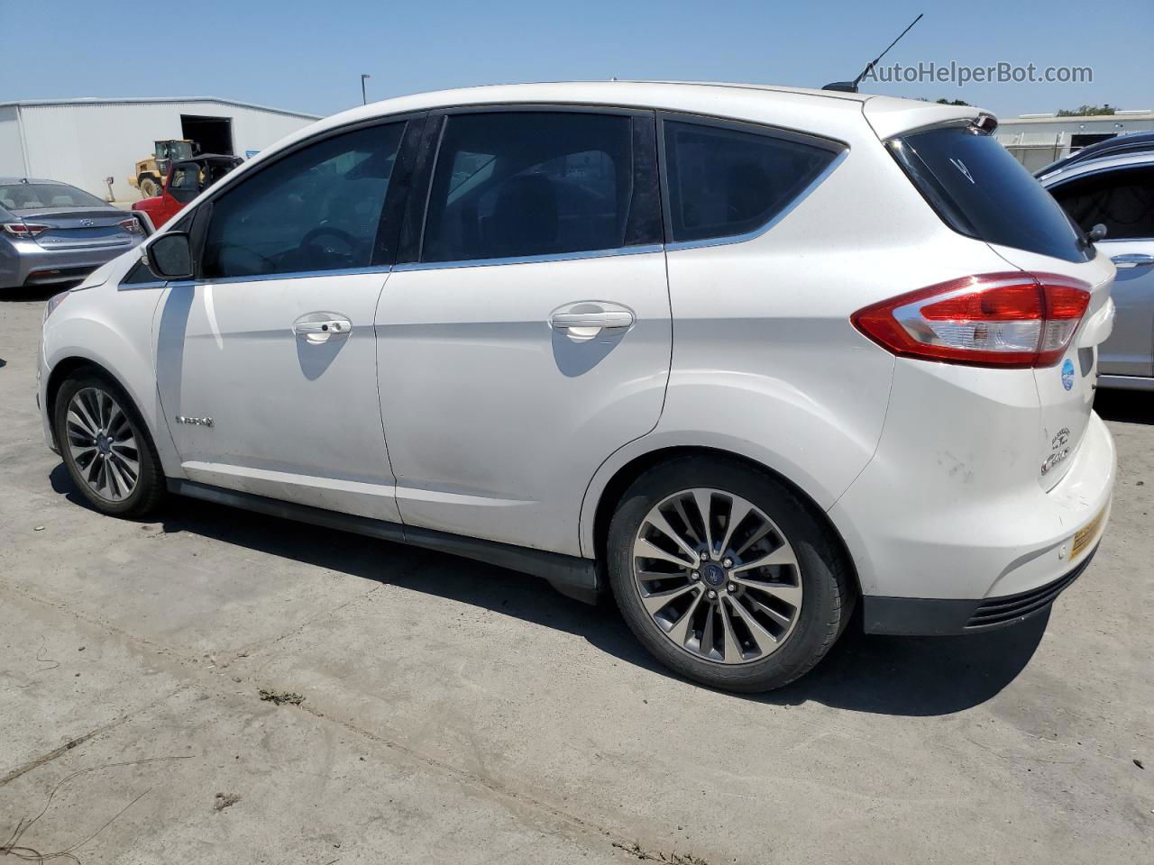 2017 Ford C-max Titanium White vin: 1FADP5DU8HL102847