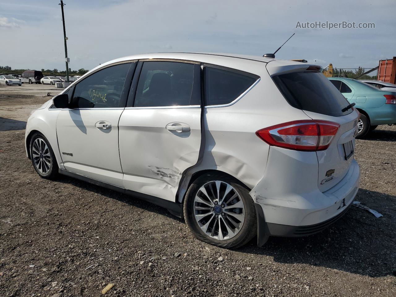 2017 Ford C-max Titanium White vin: 1FADP5DU8HL108762