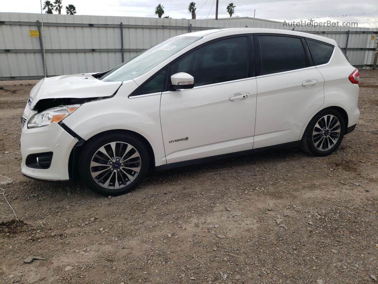 2017 Ford C-max Titanium White vin: 1FADP5DU9HL108754