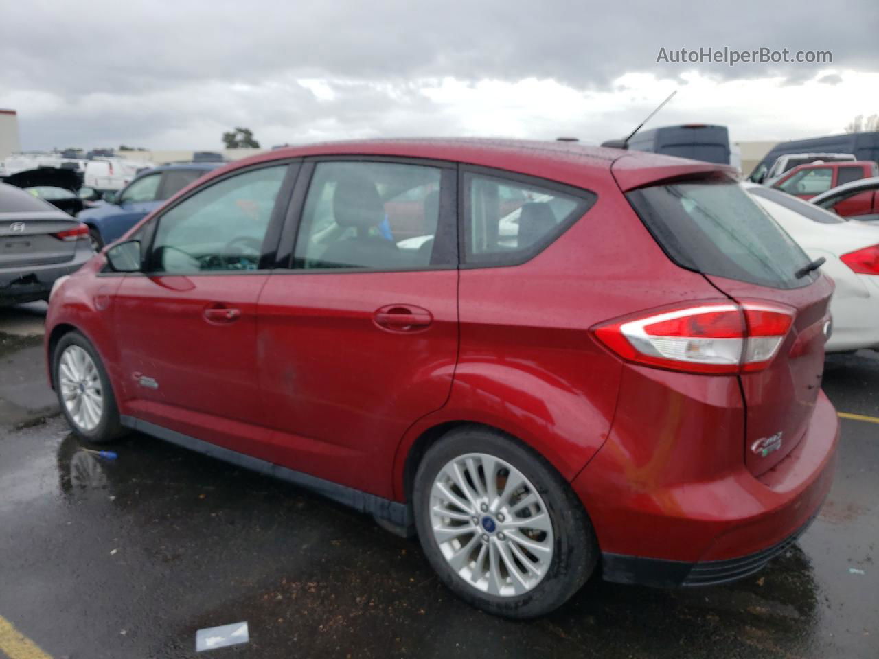 2017 Ford C-max Se Red vin: 1FADP5EUXHL105909