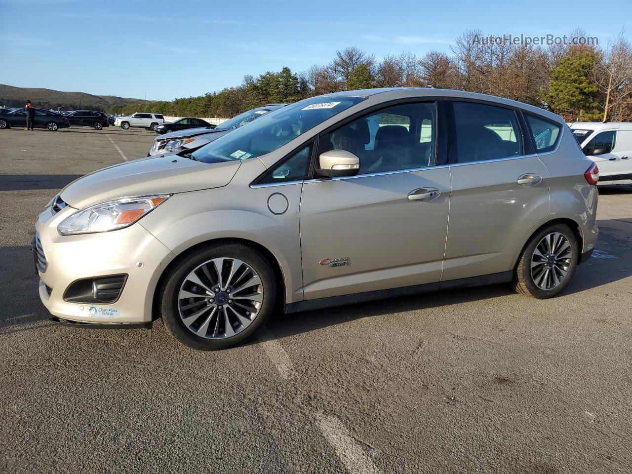 2017 Ford C-max Titanium Beige vin: 1FADP5FU2HL101352